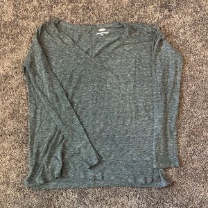 Long sleeve grey shirt